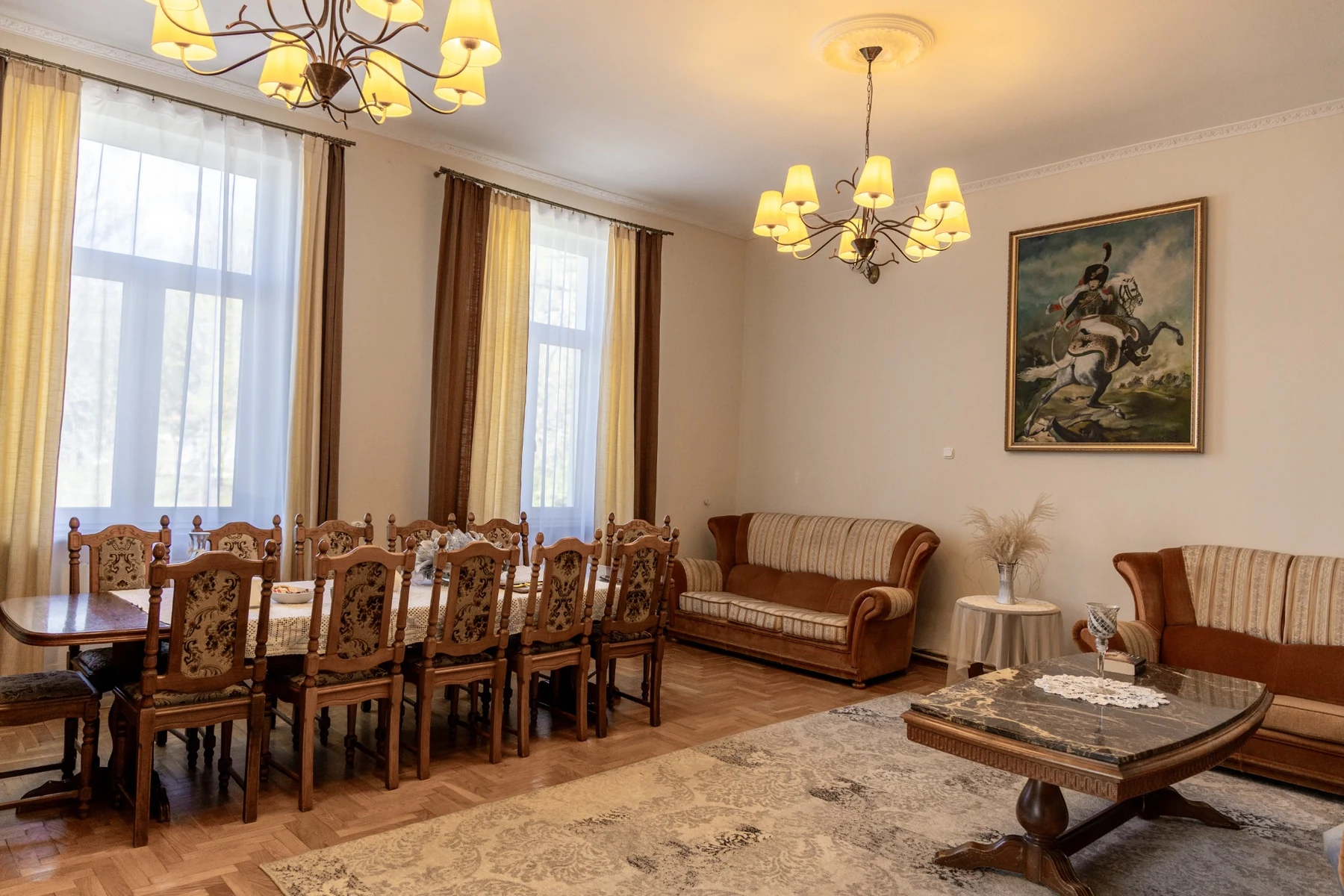 Eleganckie wnętrze Rezydencji Jagiellońskiej w Sanoku